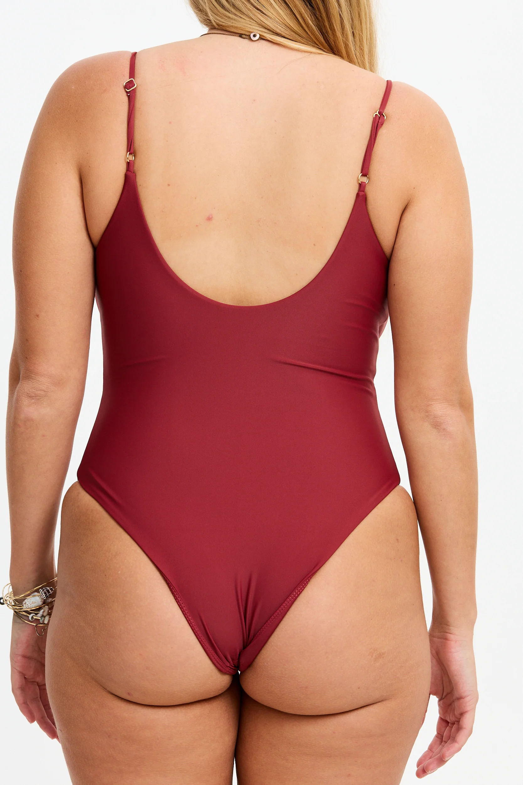 Makenna One Piece 2.0 - Cherry - Image 10